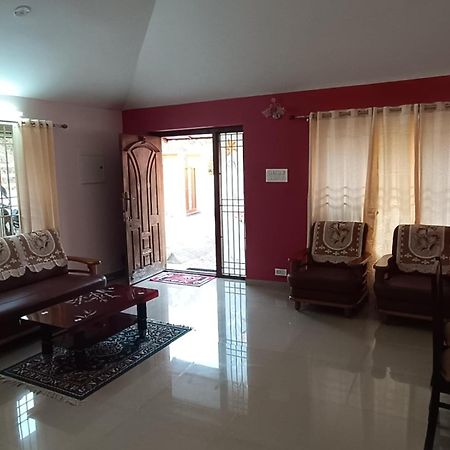 Snow White Home,Bedford Road, 埃尔加德 外观 照片